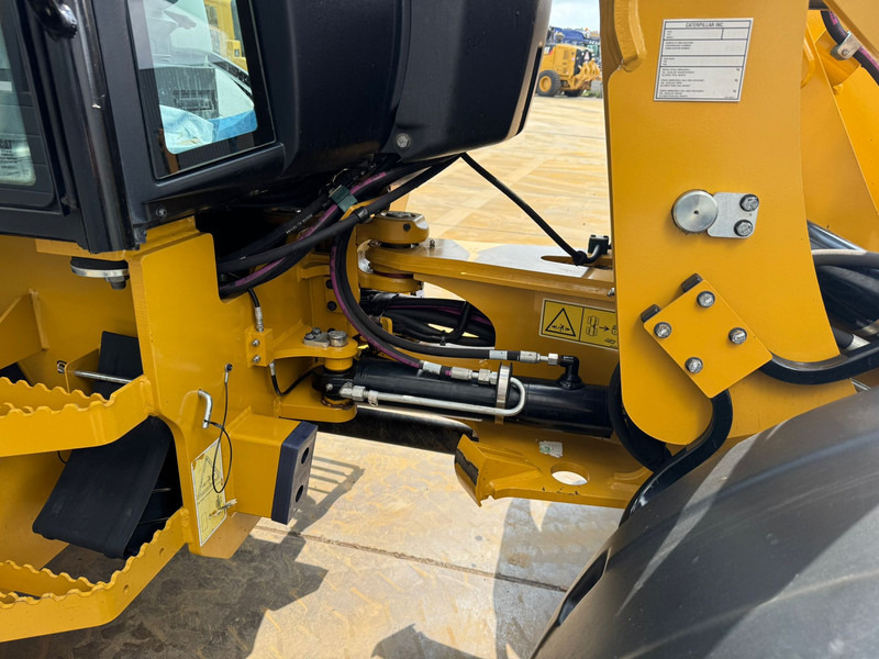 Wheel loader Caterpillar 908M