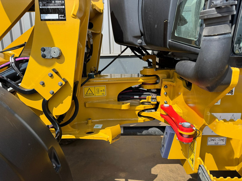 Wheel loader Caterpillar 908M