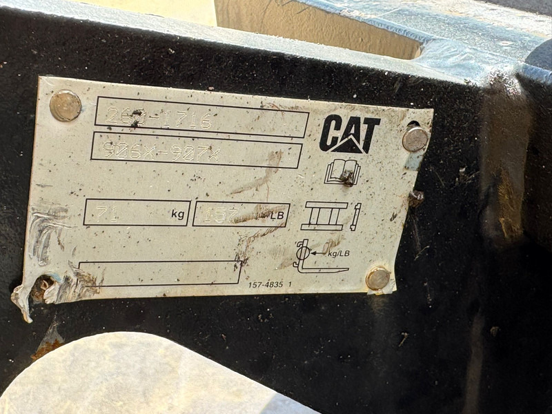Wheel loader Caterpillar 908M CE + EPA