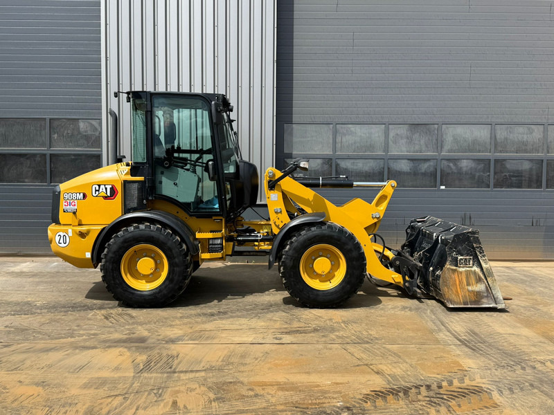Wheel loader Caterpillar 908M CE + EPA