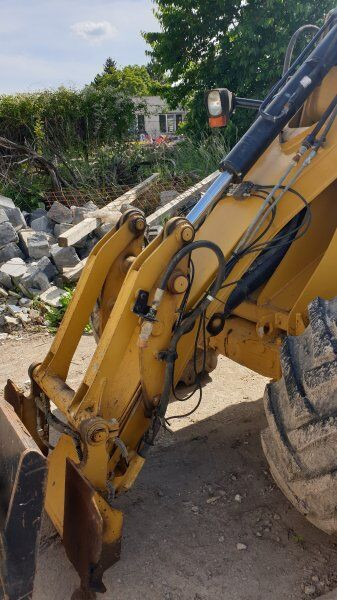 Wheel loader Caterpillar 908 (7t