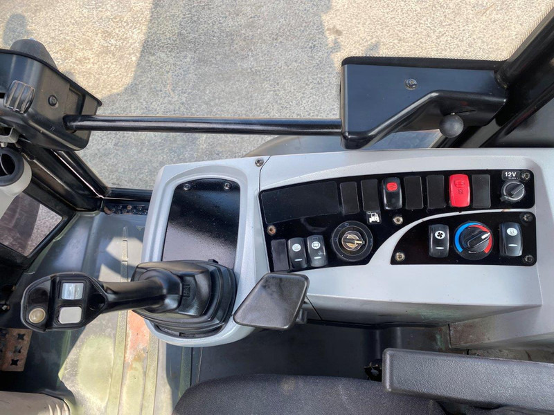 Wheel loader Caterpillar 908 H2 NVT