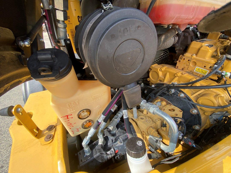 Wheel loader Caterpillar 908 H2 NVT