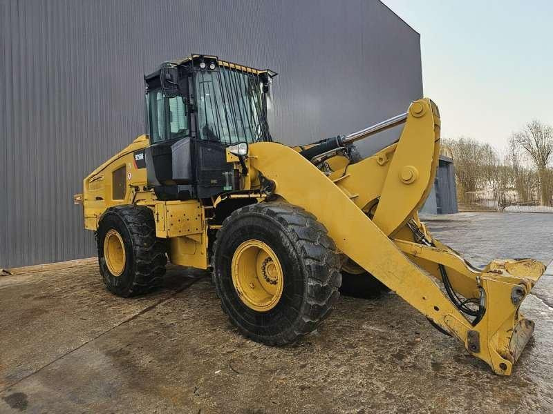 Wheel loader Caterpillar 926M