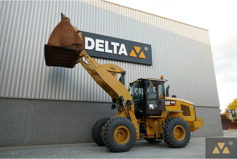Wheel loader Caterpillar 930M