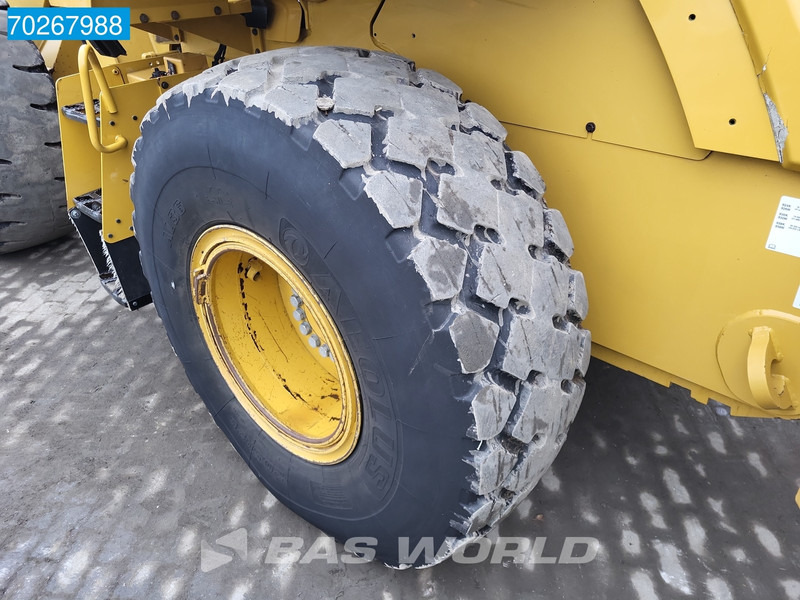 Wheel loader Caterpillar 930 M