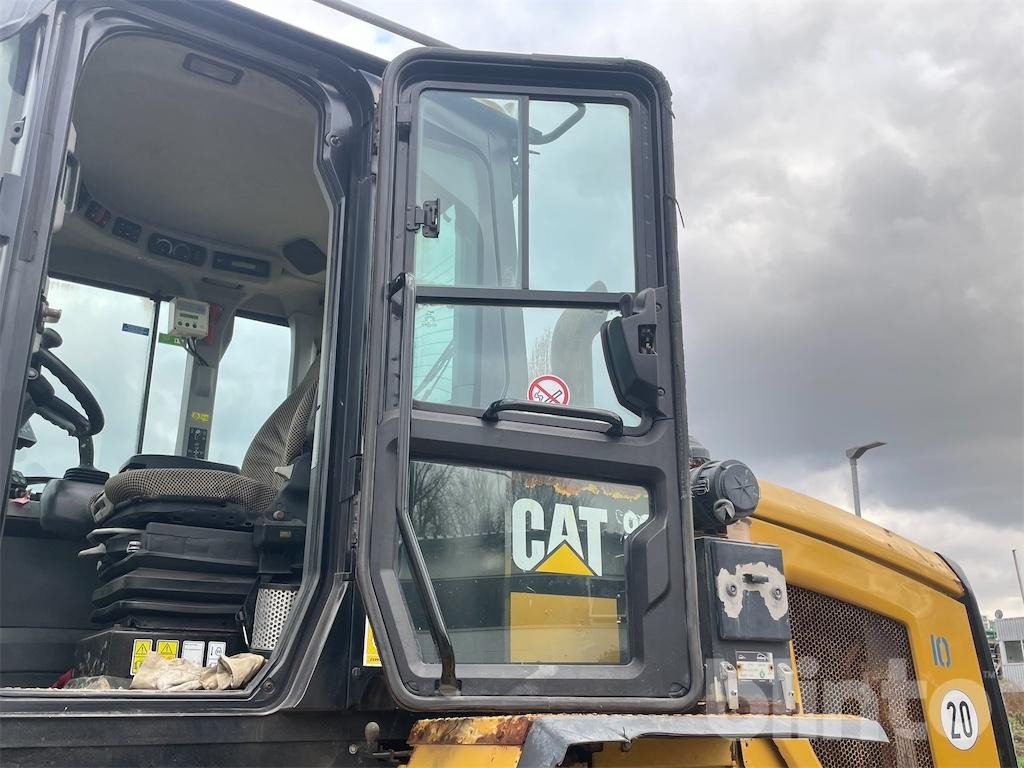 Wheel loader Caterpillar 930 M (2016)