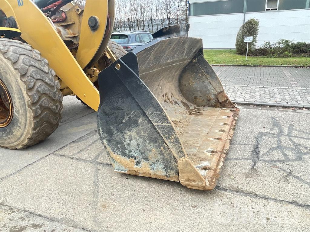 Wheel loader Caterpillar 930 M (2016)