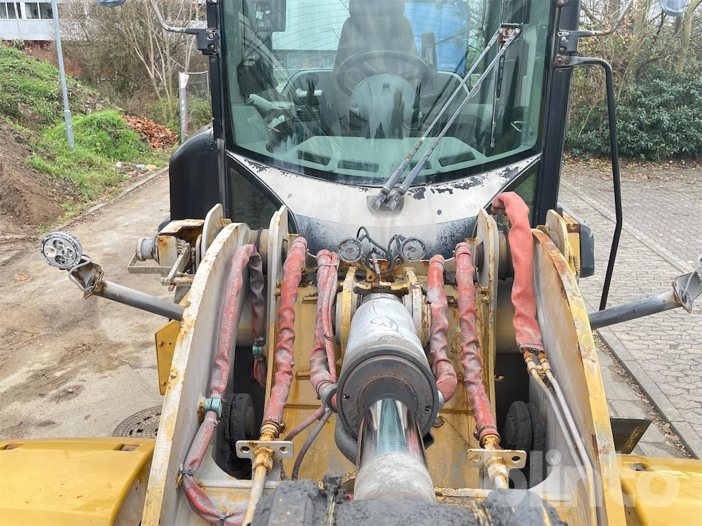 Wheel loader Caterpillar 930 M (2016)