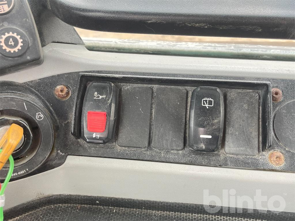 Wheel loader Caterpillar 930 M (2016)