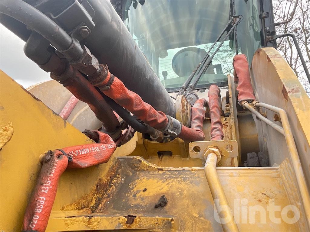 Wheel loader Caterpillar 930 M (2016)