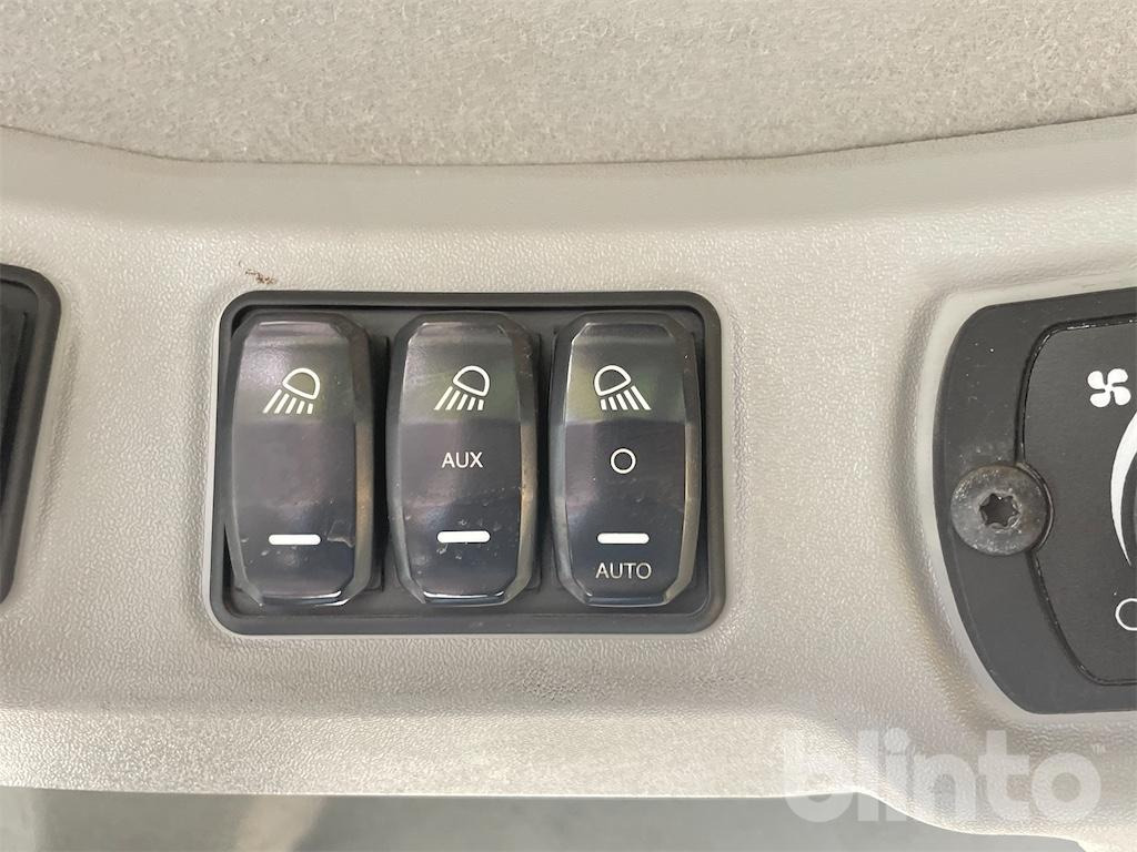 Wheel loader Caterpillar 930 M (2016)