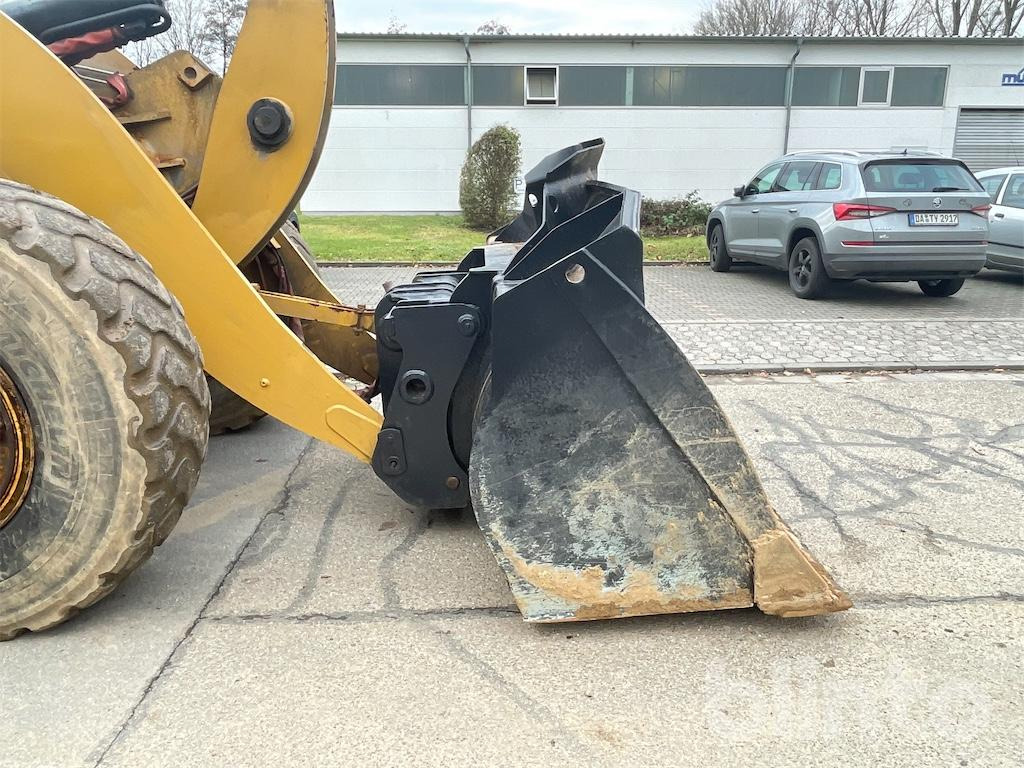 Wheel loader Caterpillar 930 M (2016)