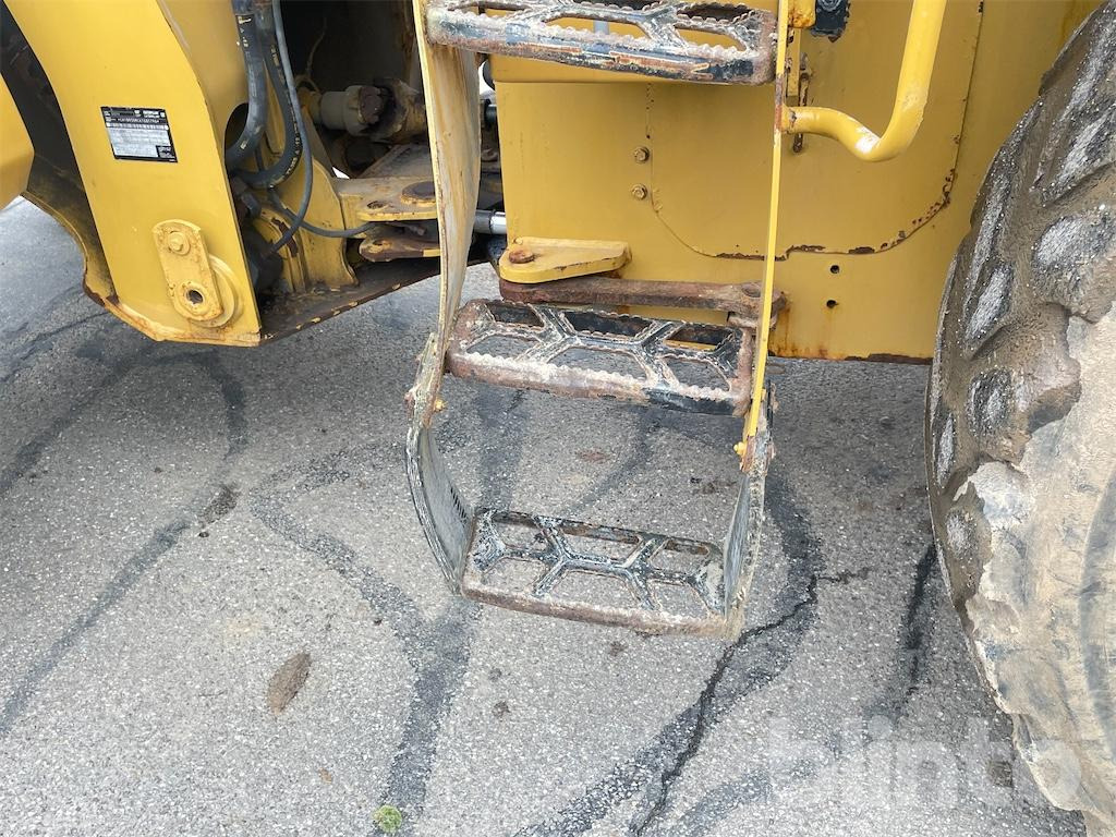 Wheel loader Caterpillar 930 M (2016)