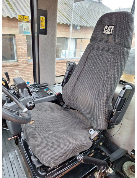 Wheel loader Caterpillar 938G ll