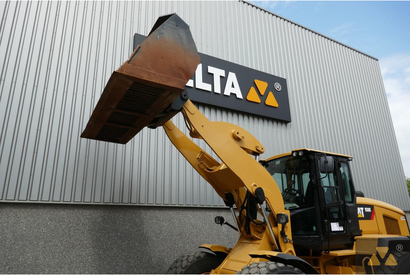Wheel loader Caterpillar 938K