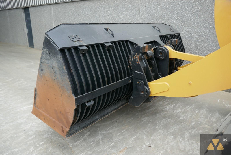 Wheel loader Caterpillar 938K