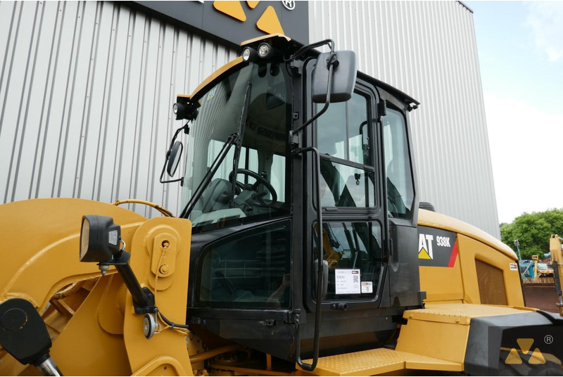 Wheel loader Caterpillar 938K