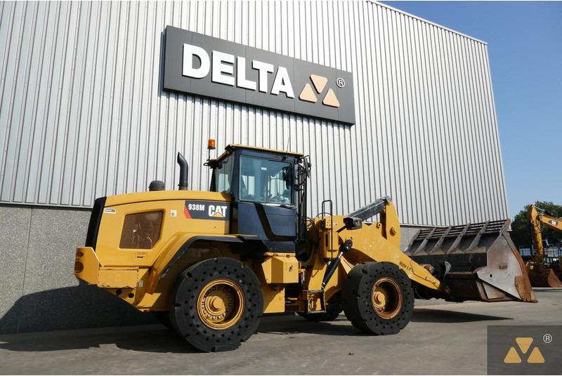 Wheel loader Caterpillar 938M