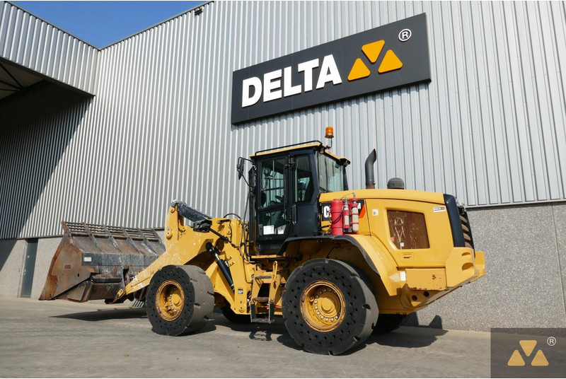 Wheel loader Caterpillar 938M