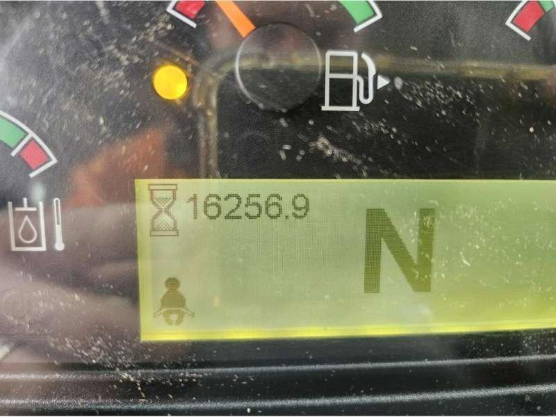 Wheel loader Caterpillar 938M