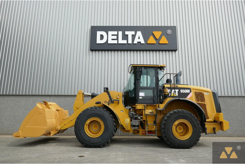 Wheel loader Caterpillar 950M