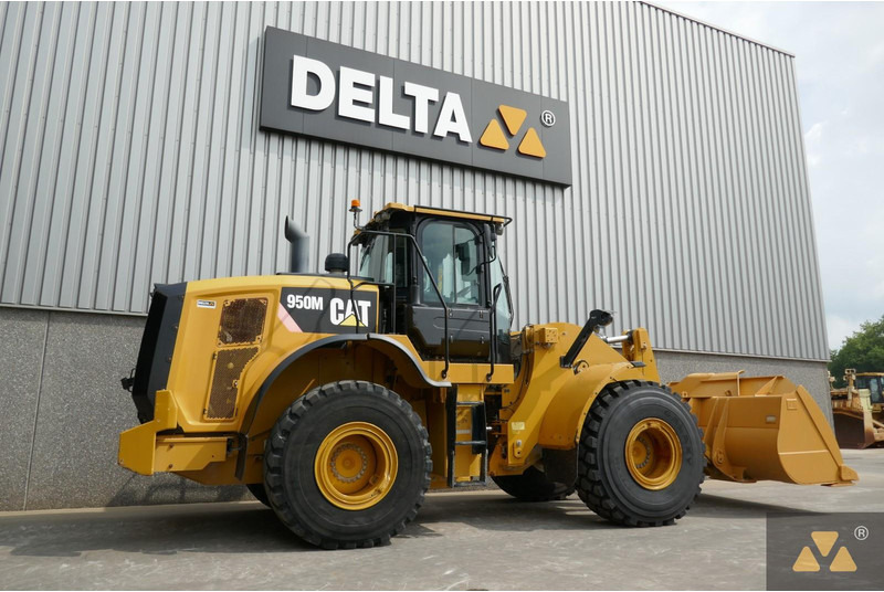 Wheel loader Caterpillar 950M