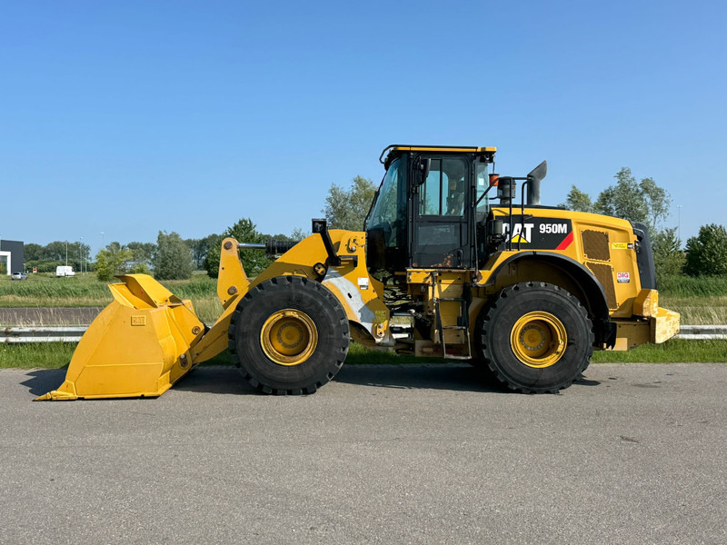 Wheel loader Caterpillar 950M