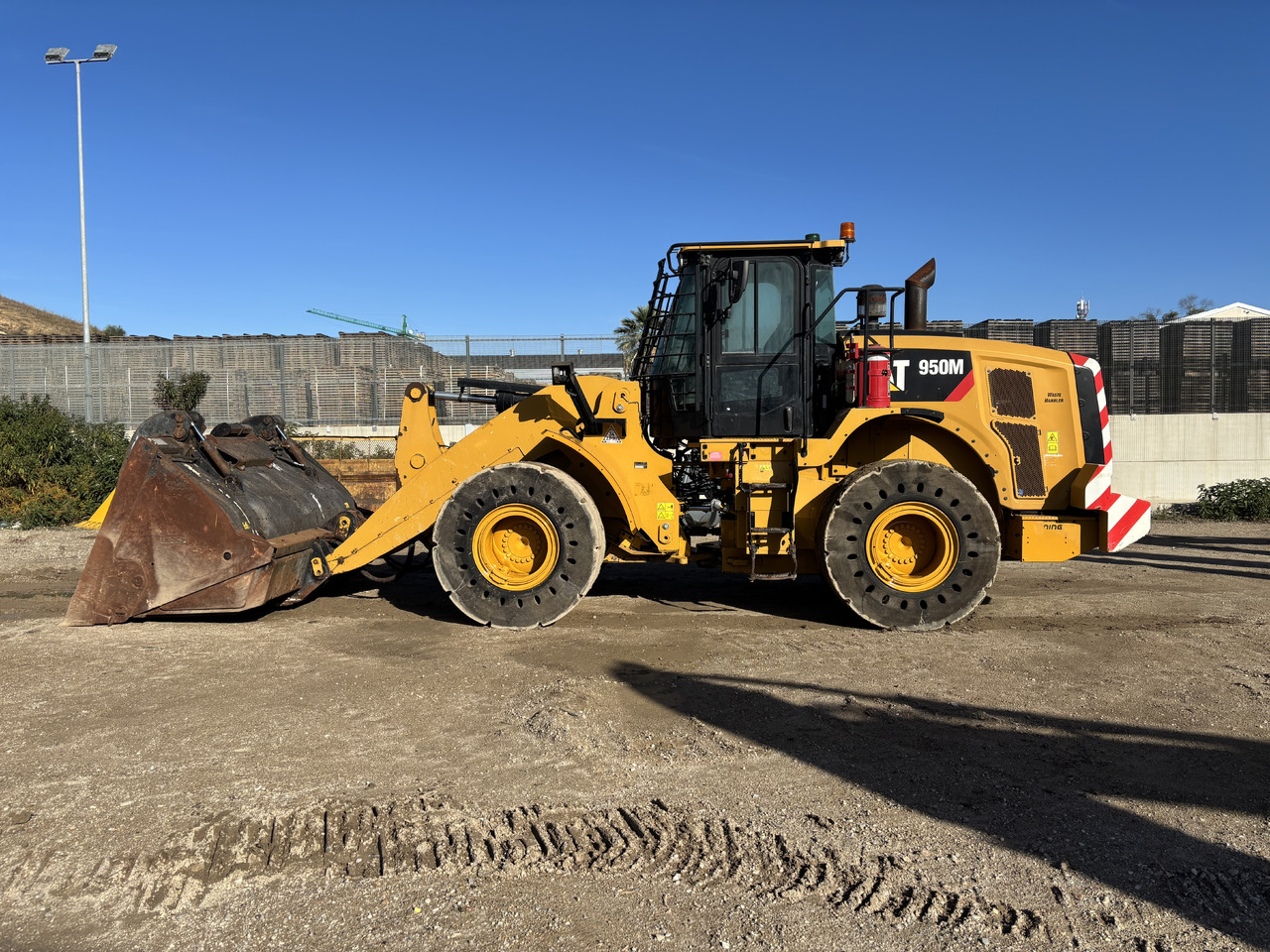 Wheel loader Caterpillar 950M