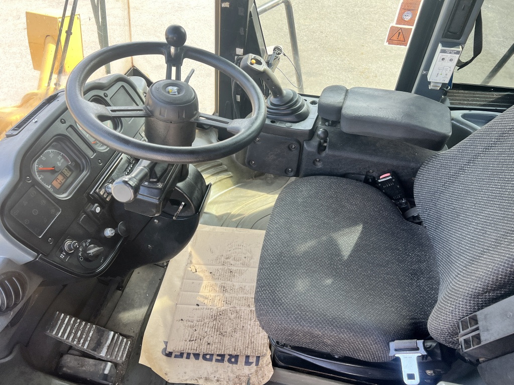 Wheel loader Caterpillar 950 H (111672)