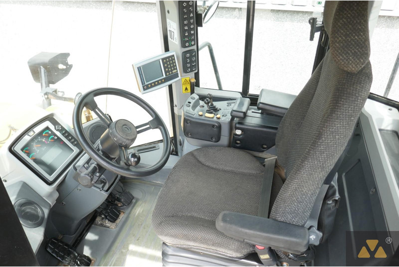 Wheel loader Caterpillar 962K