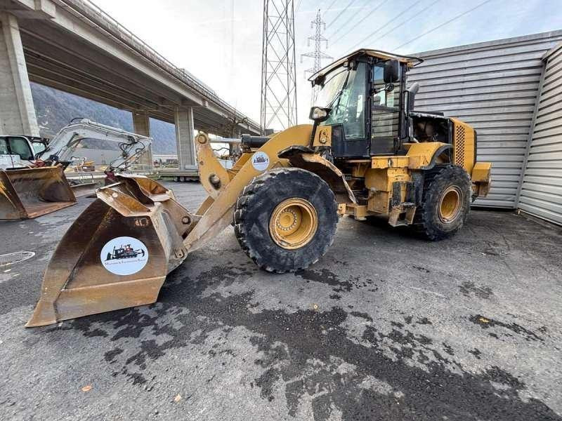 Wheel loader Caterpillar 962K