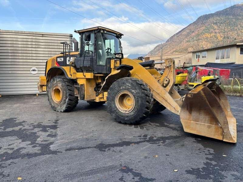 Wheel loader Caterpillar 962K