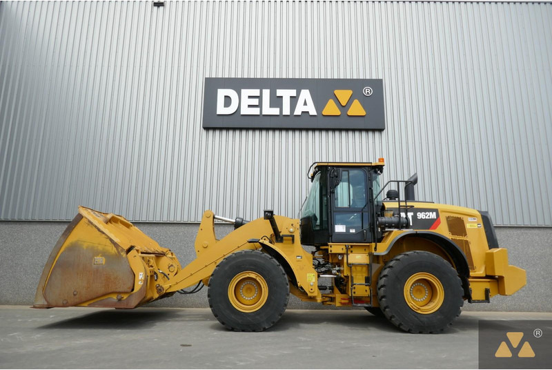Wheel loader Caterpillar 962M