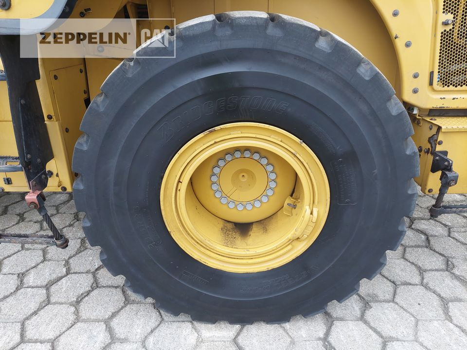Wheel loader Caterpillar 962M