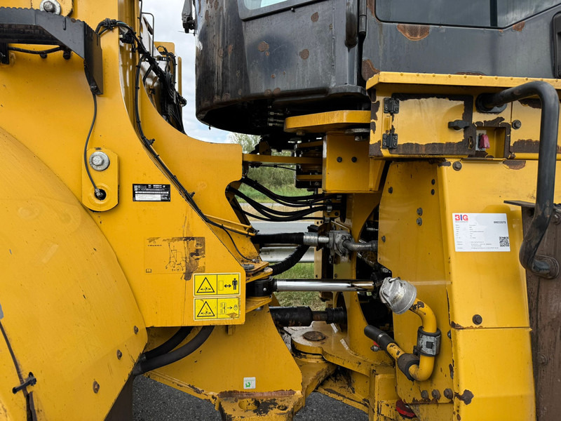 Wheel loader Caterpillar 966