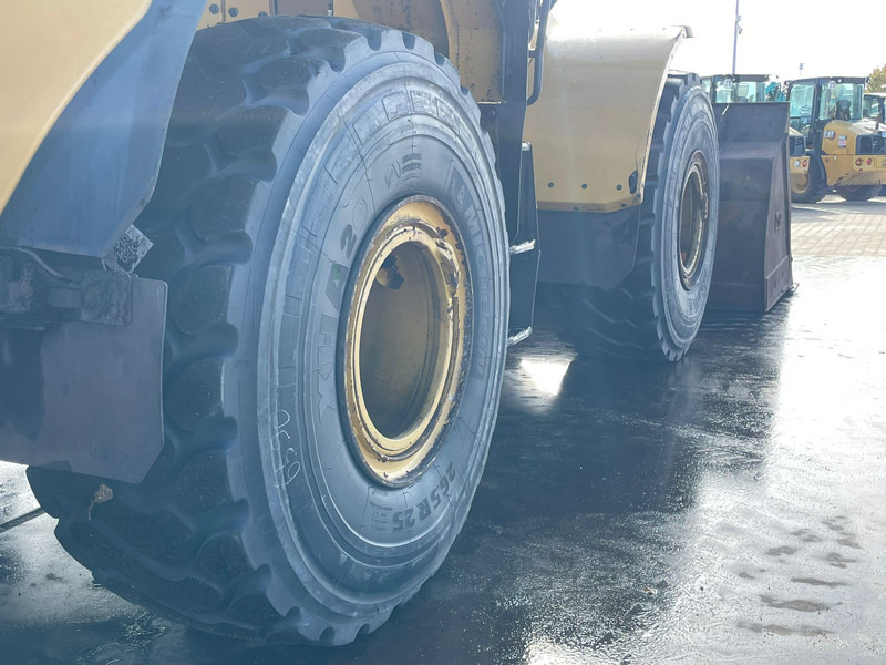 Wheel loader Caterpillar 966