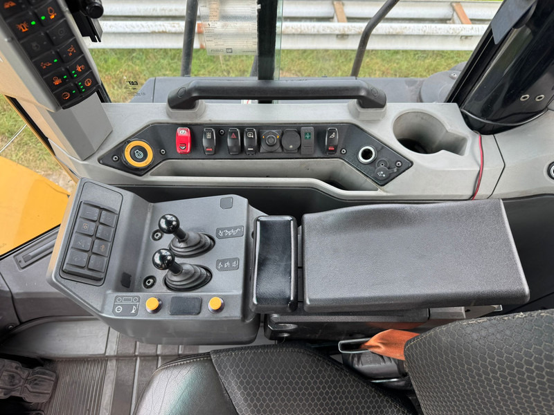 Wheel loader Caterpillar 966