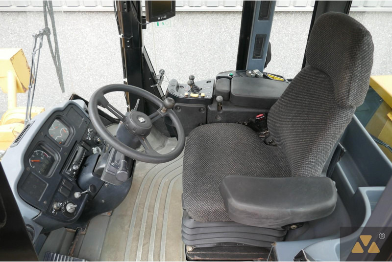 Wheel loader Caterpillar 966H