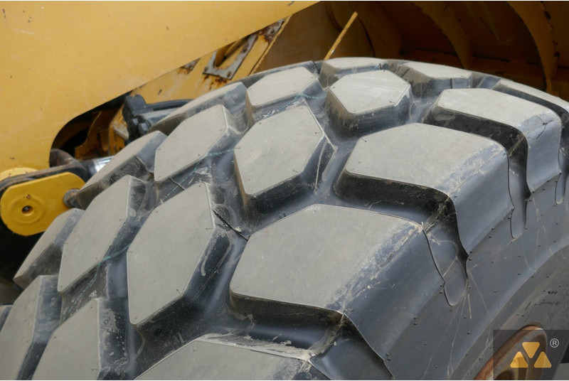 Wheel loader Caterpillar 966K