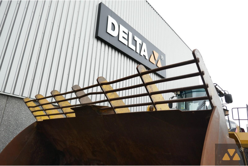 Wheel loader Caterpillar 966K