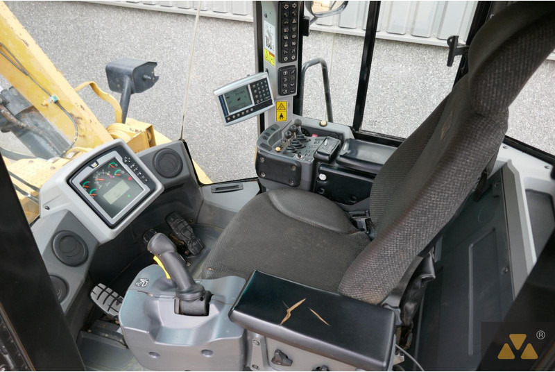 Wheel loader Caterpillar 966K