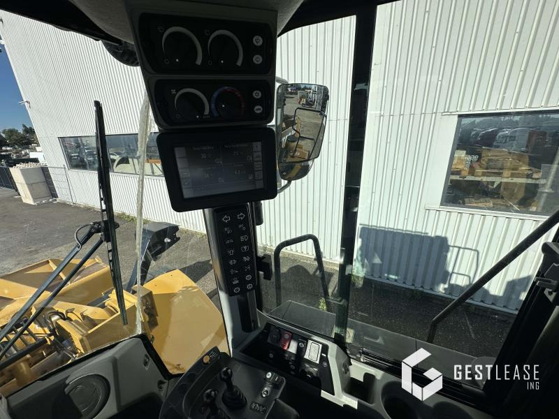 Wheel loader Caterpillar 966M