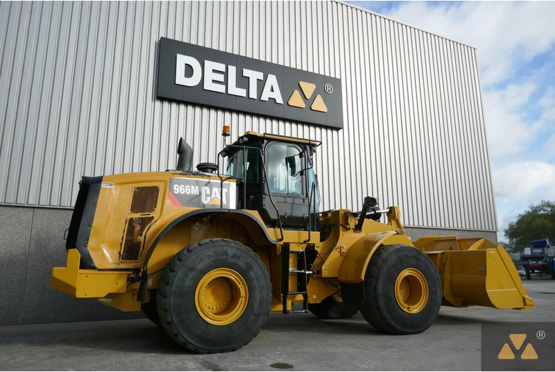 Wheel loader Caterpillar 966M
