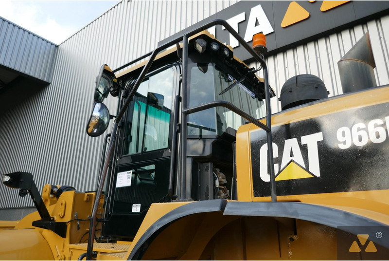 Wheel loader Caterpillar 966M
