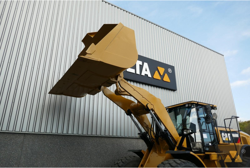 Wheel loader Caterpillar 966M