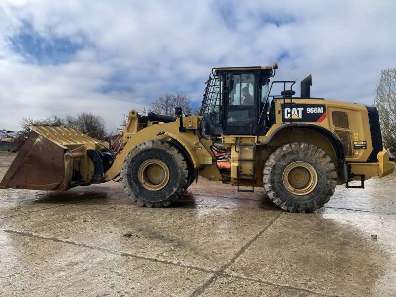 Wheel loader Caterpillar 966M