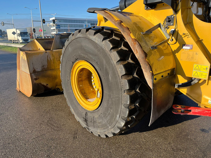 Wheel loader Caterpillar 966M High-Lift