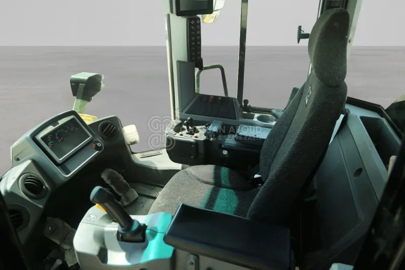 Wheel loader Caterpillar 966M Wheel Loader