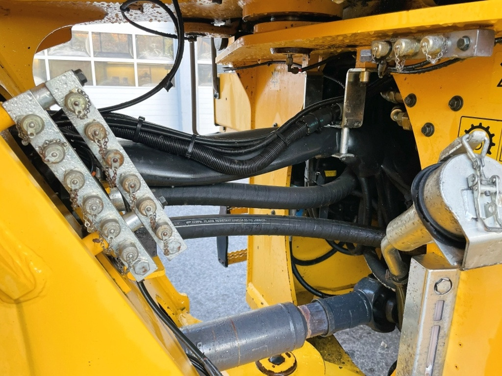 Wheel loader Caterpillar 966 K (4098)